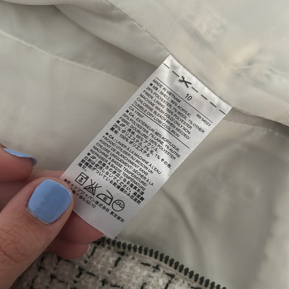 Banana Republic black and white blazer jacket - Picture 5 of 5